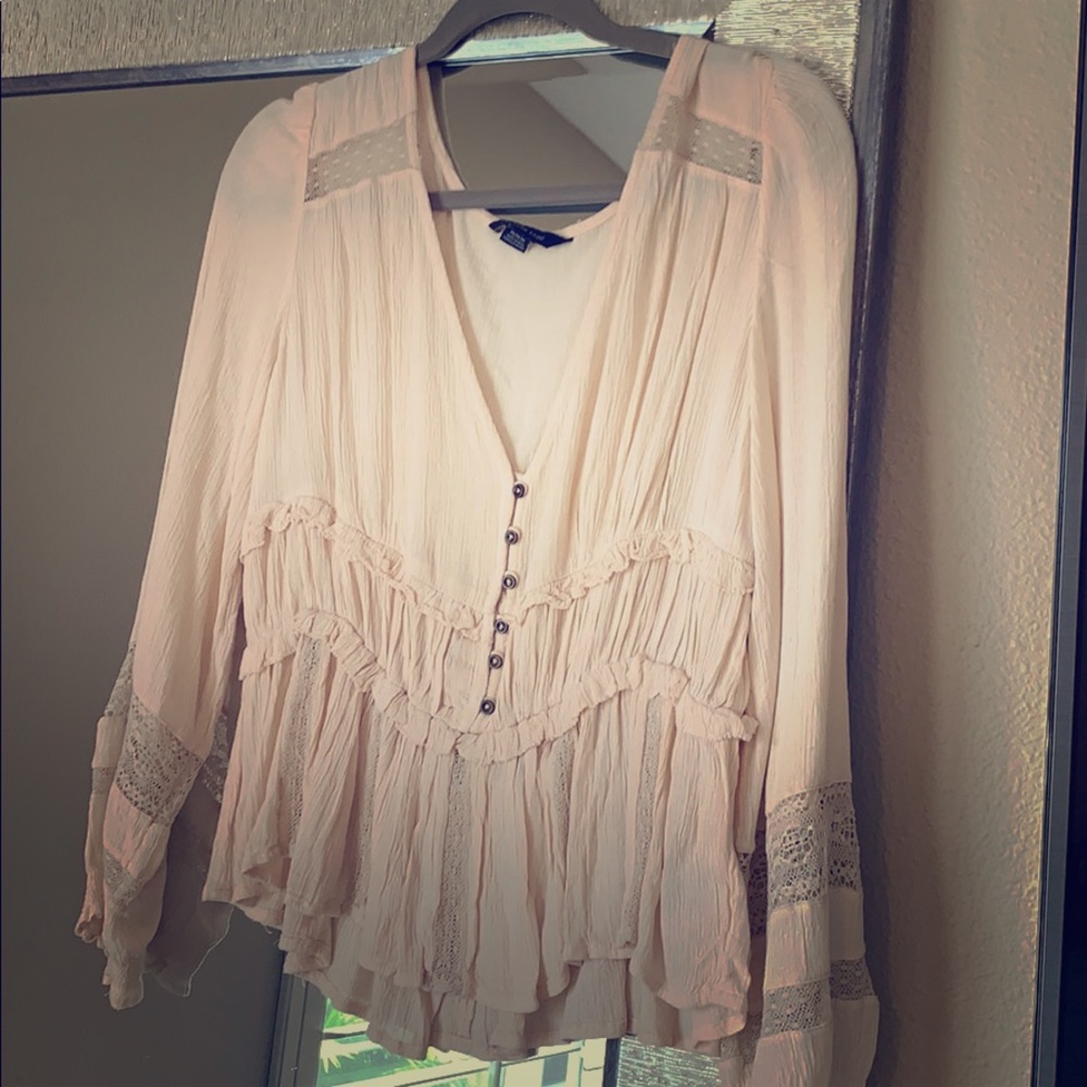 American eagle cream lace blouse